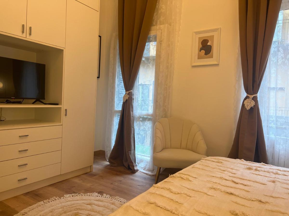 Regina Milano In Bocconi Appartement Buitenkant foto